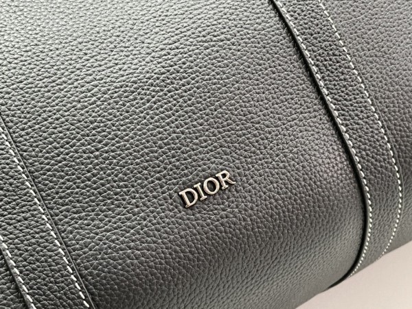 Handbag   Dior  93339  size  50 x 25 x 21.5  cm