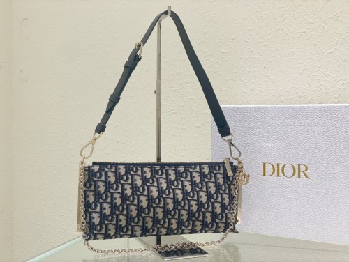 Handbag   Dior  9237 size  27 x 12 x 5  cm