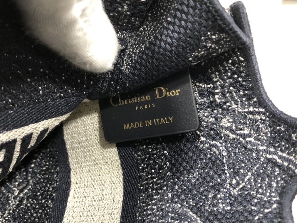  Handbag   Dior  S5475  size   22.5*24*8  cm