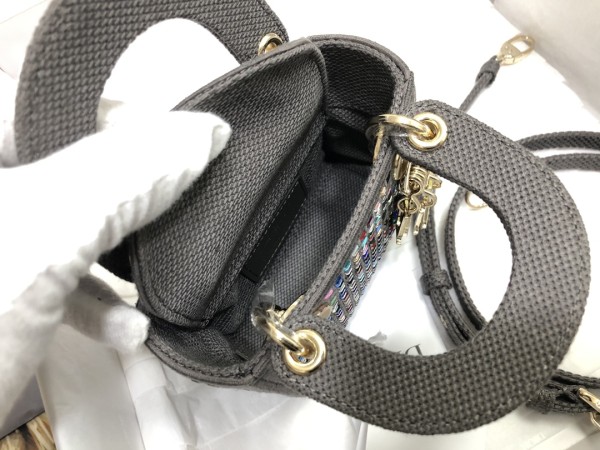 Handbag   Dior   S0856  size 12 x 10.2 x 5  cm