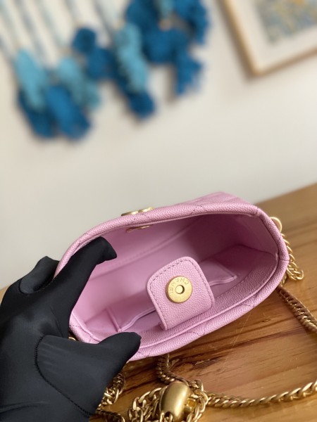 Handbag   Dior  size  16*20*8 cm