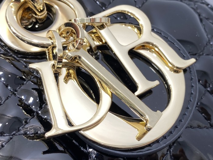 Handbag   Dior  size  22*6*12 cm