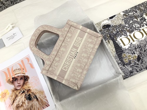  Handbag   Dior   S5475  size  22.5*24*8  cm