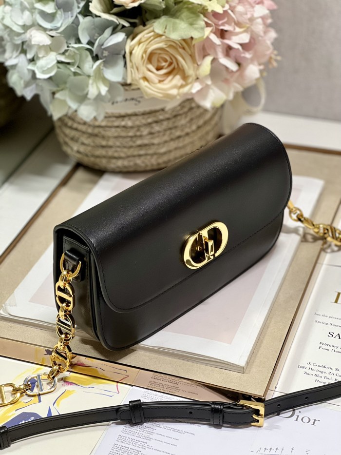 Handbag   Dior  9260  size  22.5×12.5×6.5 cm