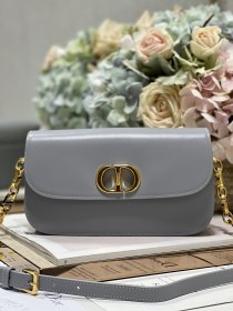 Handbag   Dior  9260  size  22.5×12.5×6.5 cm