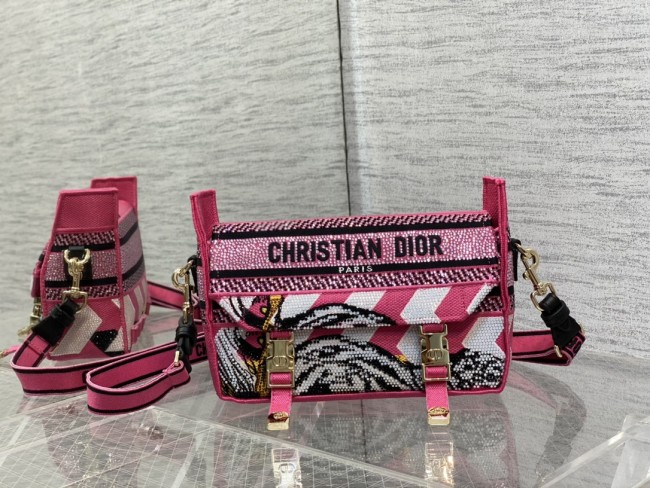 Handbag   Dior   size  23*15*8 cm