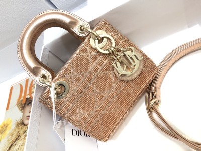  Handbag   Dior  S0856  size  12 x 10.2 x 5  cm