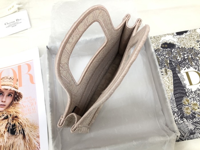  Handbag   Dior   S5475  size  22.5*24*8  cm
