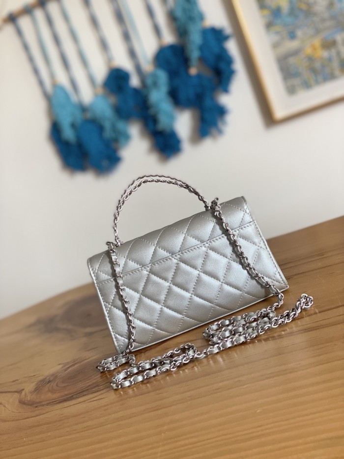 Handbag   Dior  AP81249  size 10*18*4.5 cm