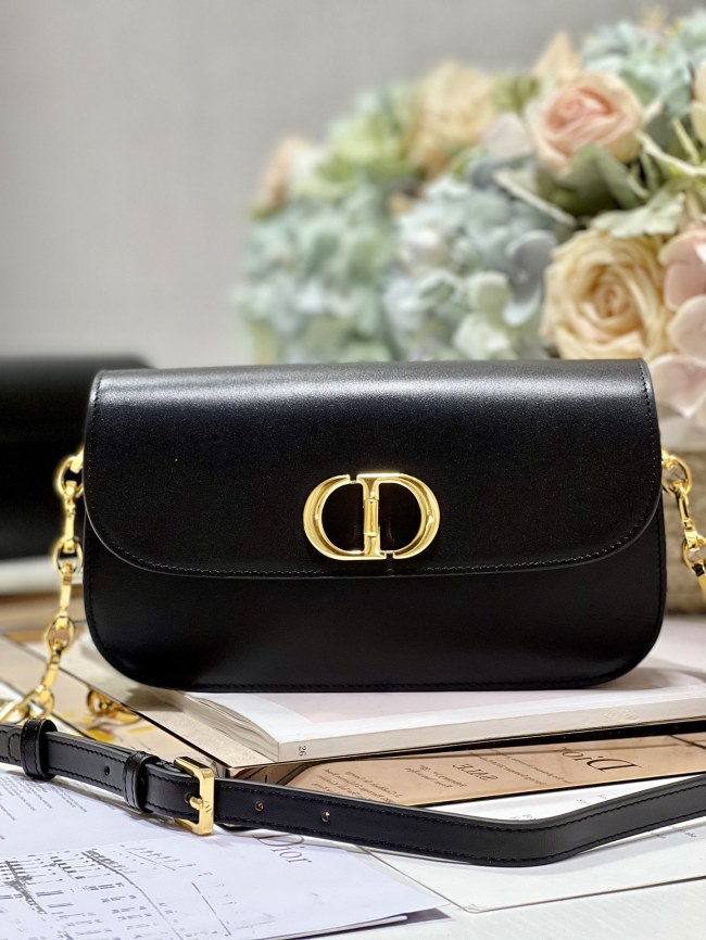 Handbag   Dior  9260  size  22.5×12.5×6.5 cm