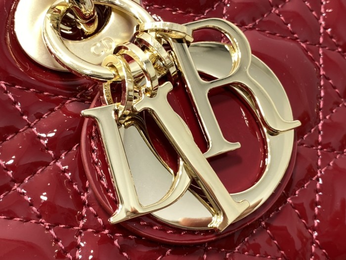 Handbag   Dior  size  26*6*14 cm