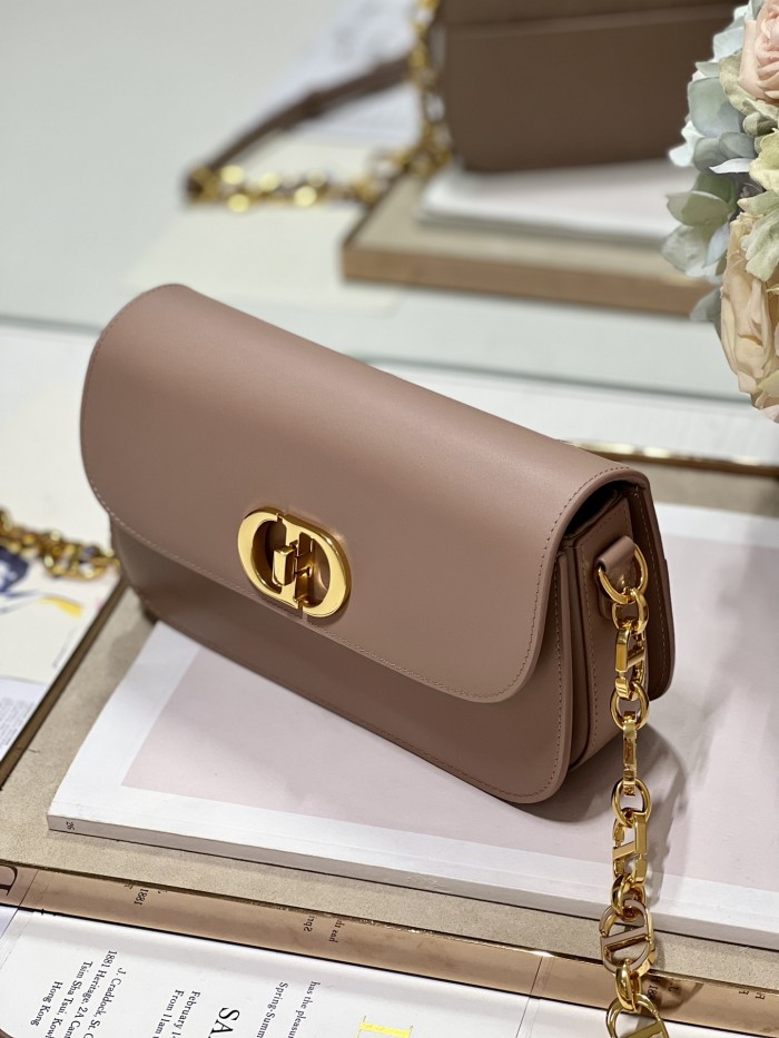 Handbag   Dior  9260  size  22.5×12.5×6.5 cm