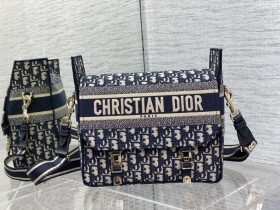 Handbag   Dior   size  28*12*23 cm