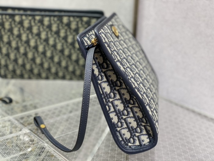 Handbag   Dior  size   26×19.5×7 cm