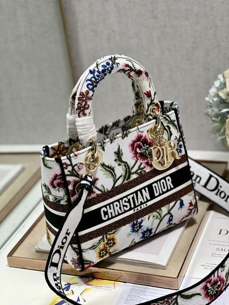 Handbag   Dior  9027  size  24*20*11  cm