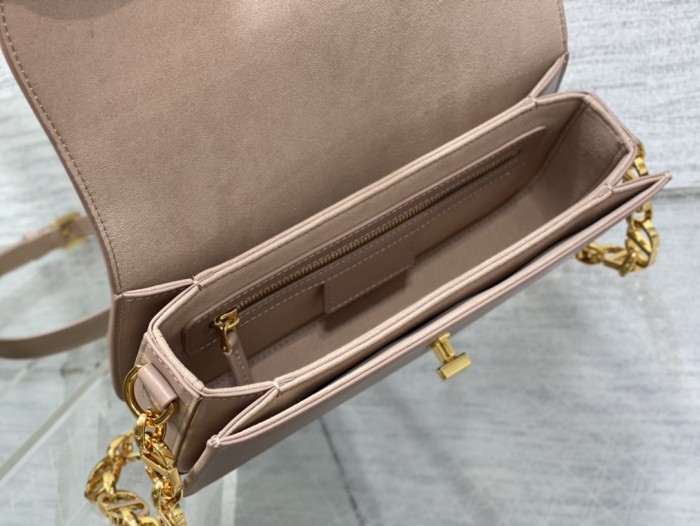 Handbag   Dior  size  22.5*6.5*12.5 cm