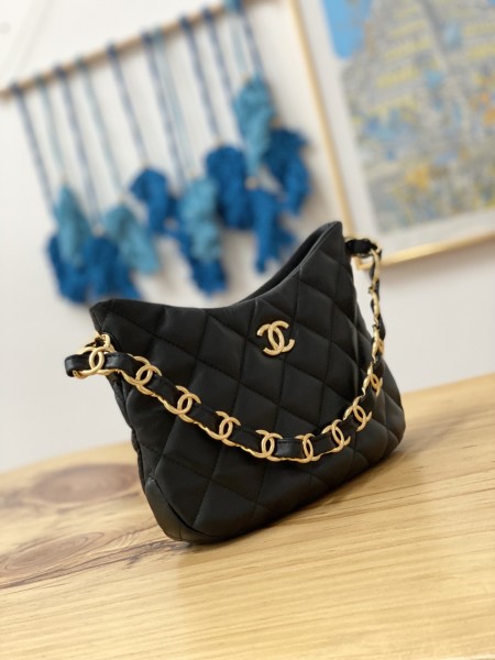 Handbag   Dior AS3562  size  17.5*24*6  cm