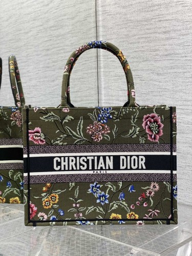  Handbag   Dior   size  36*18*28 cm