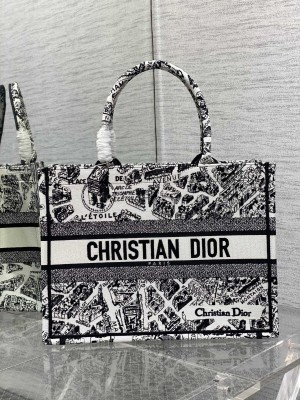  Handbag   Dior   size  36*18*28 cm