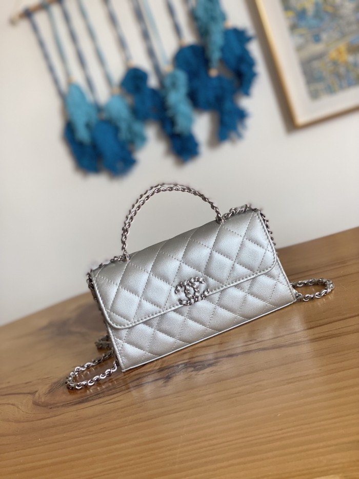 Handbag   Dior  AP81249  size 10*18*4.5 cm