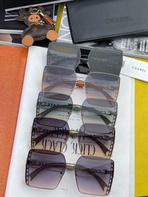 Sunglasses Chanel CH5191