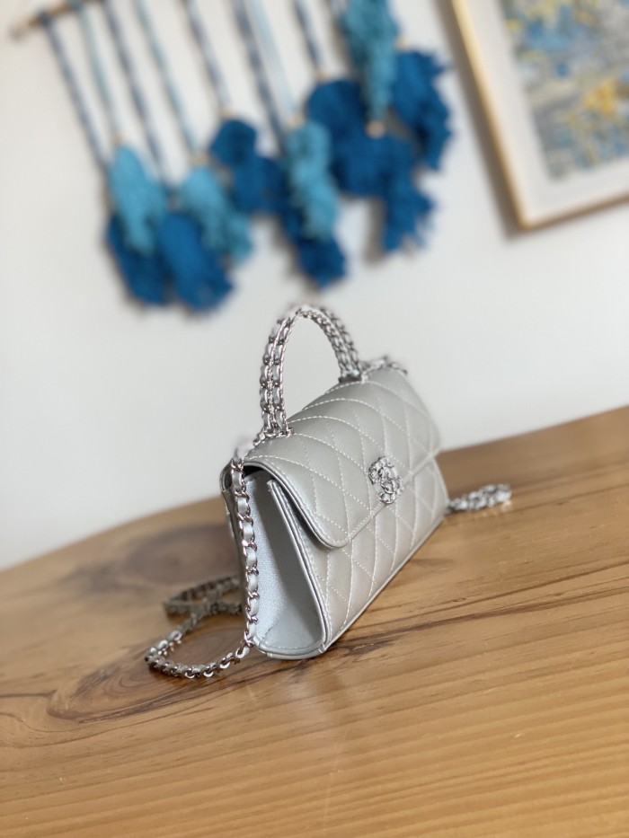 Handbag   Dior  AP81249  size 10*18*4.5 cm