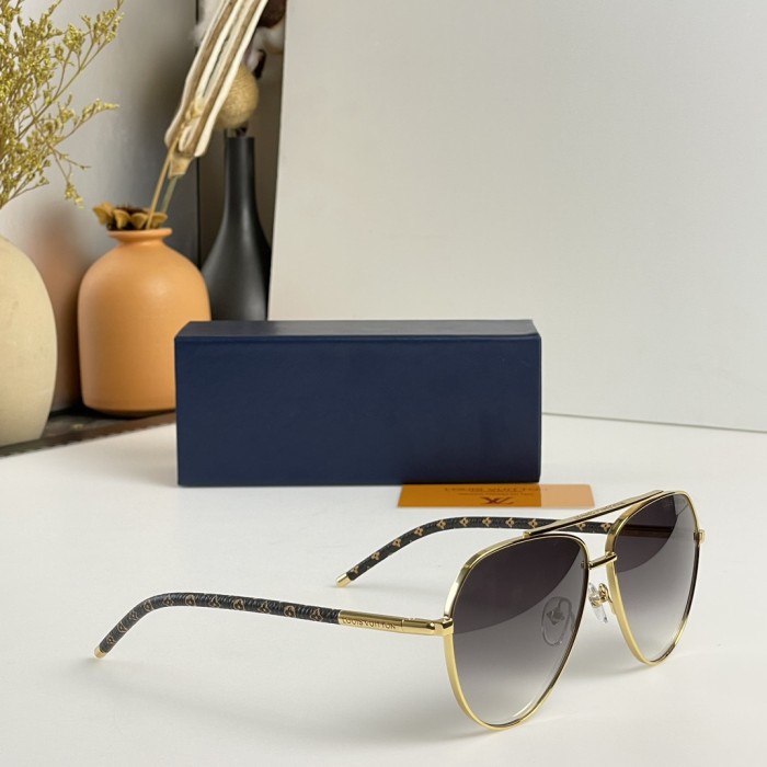 Sunglasses Louis Vuitton Z1797U Size：59 15-145
