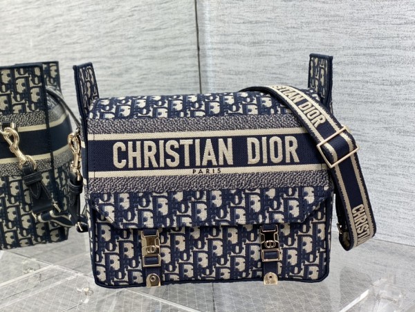 Handbag   Dior   size  28*12*23 cm