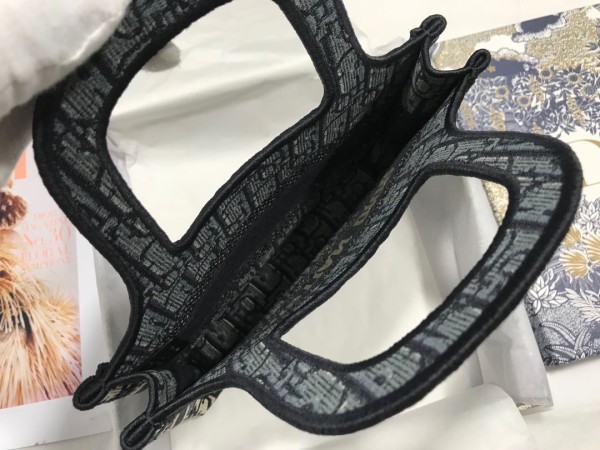  Handbag   Dior  S5475  size  22.5*24*8   cm