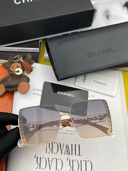 Sunglasses Chanel CH5191