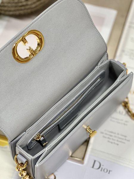 Handbag   Dior  9260  size  22.5×12.5×6.5 cm