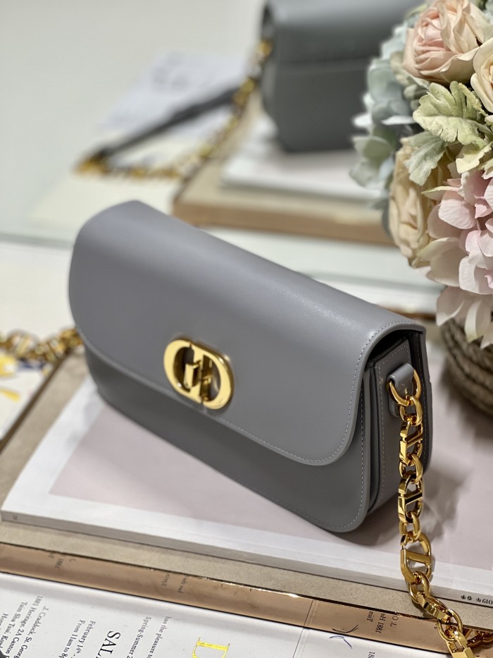 Handbag   Dior  9260  size  22.5×12.5×6.5 cm