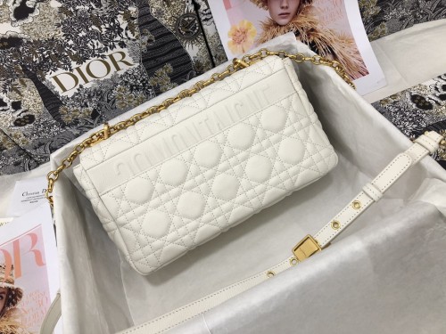 Handbag   Dior  M9242  size  25.5 x 15.5 x 8  cm