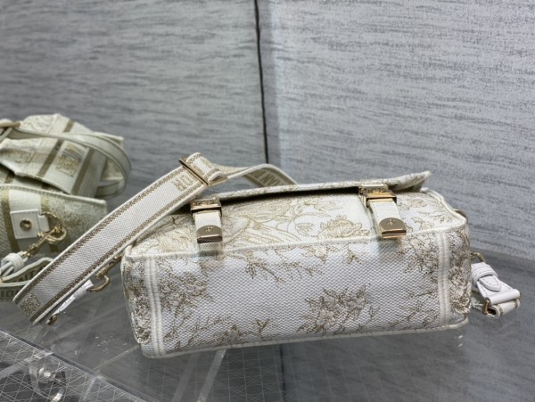 Handbag   Dior   size  23*15*8 cm