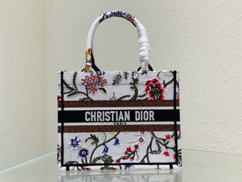 Handbag   Dior   8002   size  26 cm
