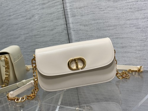 Handbag   Dior  size  22.5*6.5*12.5 cm