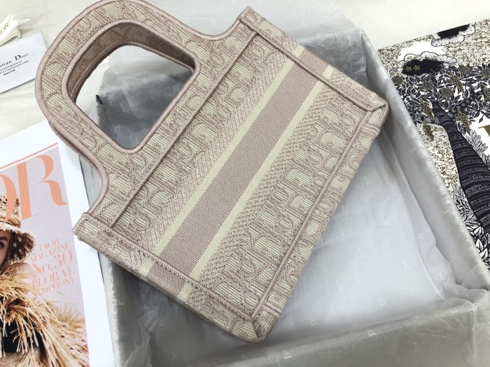  Handbag   Dior   S5475  size  22.5*24*8  cm
