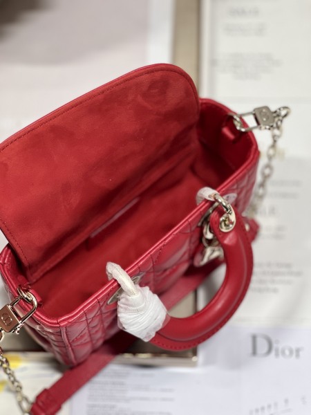 Handbag   Dior  9031  size  16*5.5*10 cm