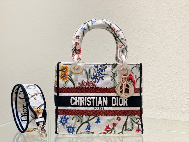 Handbag   Dior   6605  size  24 x 20 x 11  cm