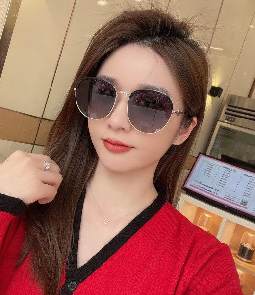 Sunglasses Chanel CH5594