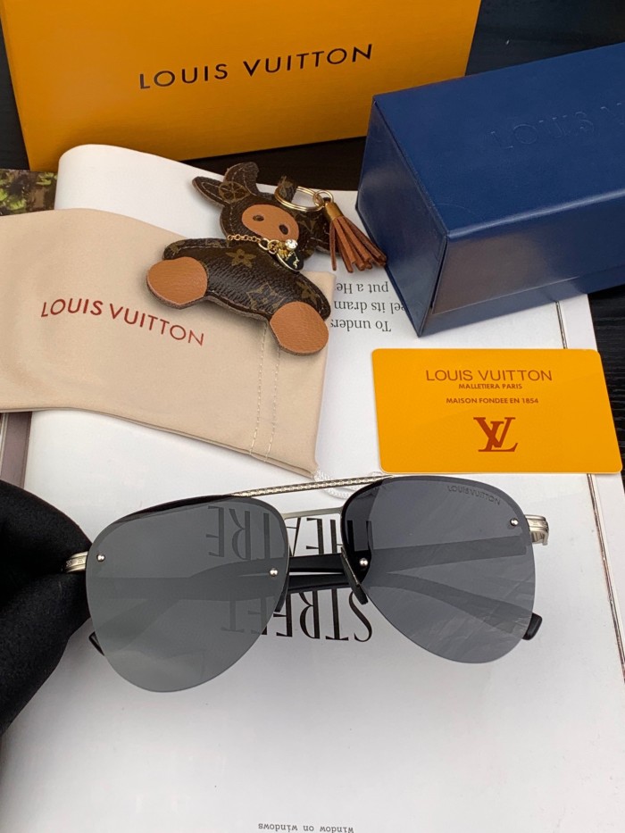 Sunglasses Louis Vuitton L1690
