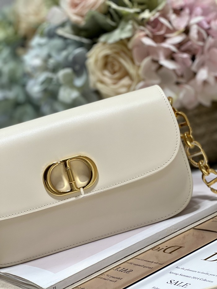 Handbag   Dior  9260  size  22.5×12.5×6.5 cm