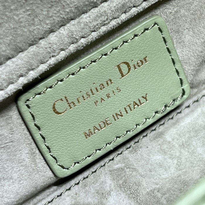 Handbag   Dior  9031  size  16*5.5*10 cm