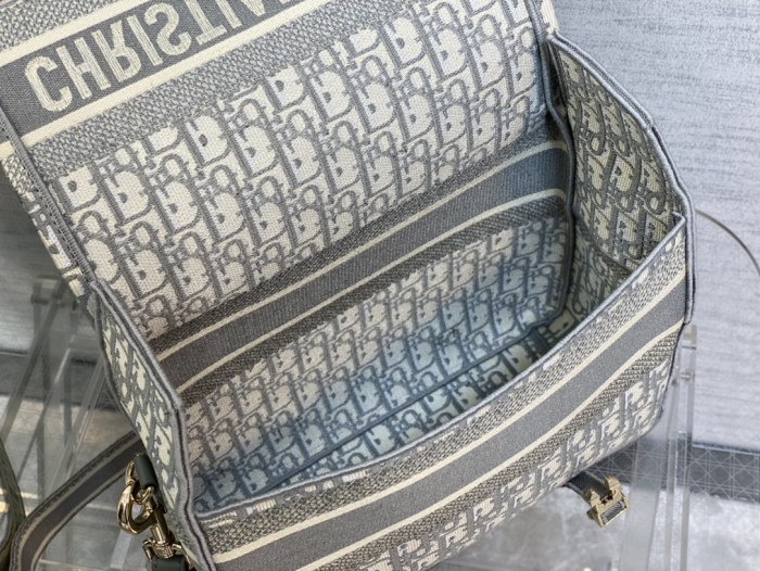 Handbag   Dior   size  28*12*23 cm