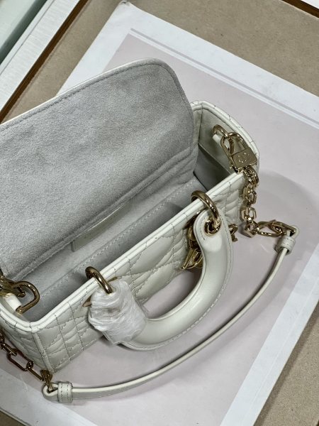 Handbag   Dior  9031 size  16*5.5*10 cm