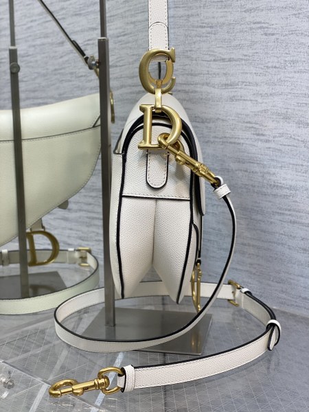 Handbag   Dior  3351  size  24×6×18 cm