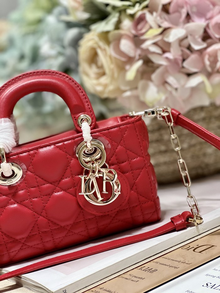 Handbag   Dior  9031  size  16*5.5*10 cm