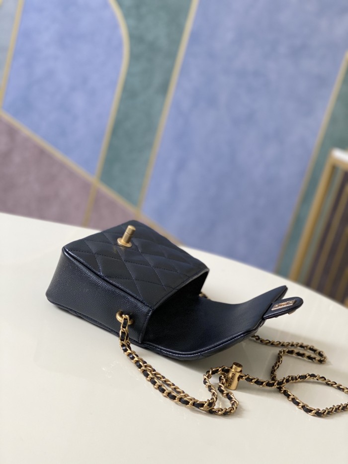 Handbag  Chanel  AS2855  size  19.5 13.5 6 cm