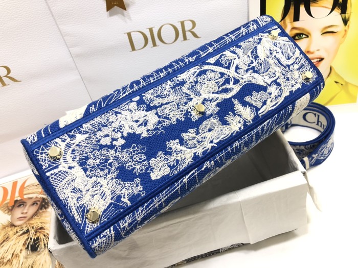  Handbag Dior M0566 size 32 x 25 x 11 cm