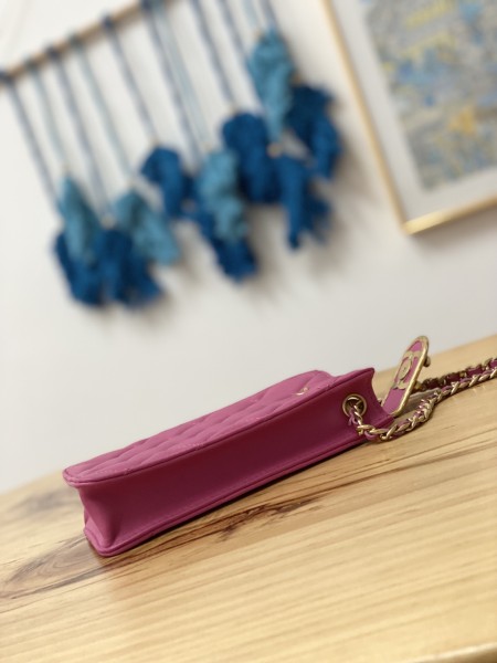 Handbag  Chanel  2981  size  18*3*10  cm